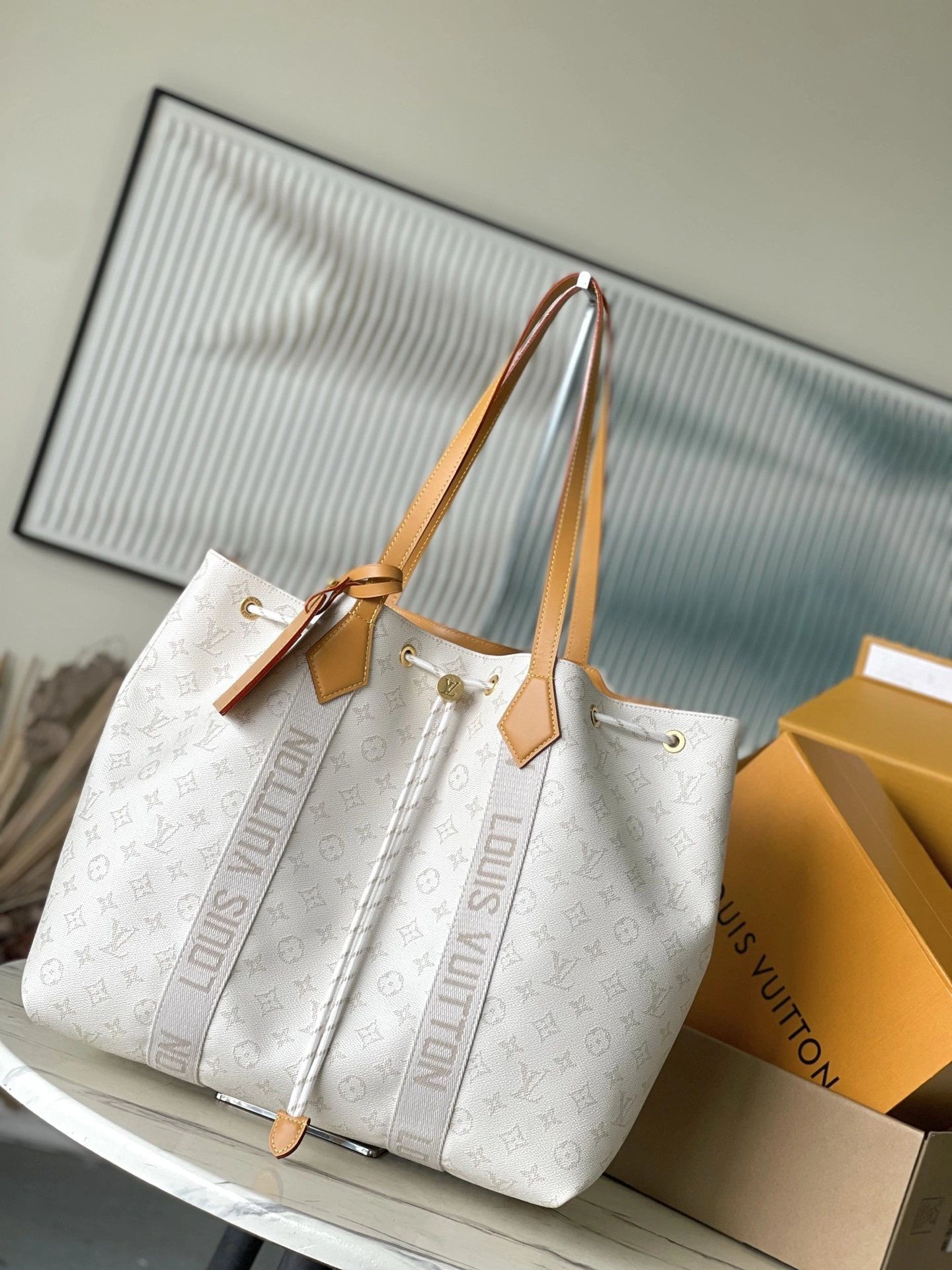 &MoMo--8V M14652 high quality version item:E-B574J0223W