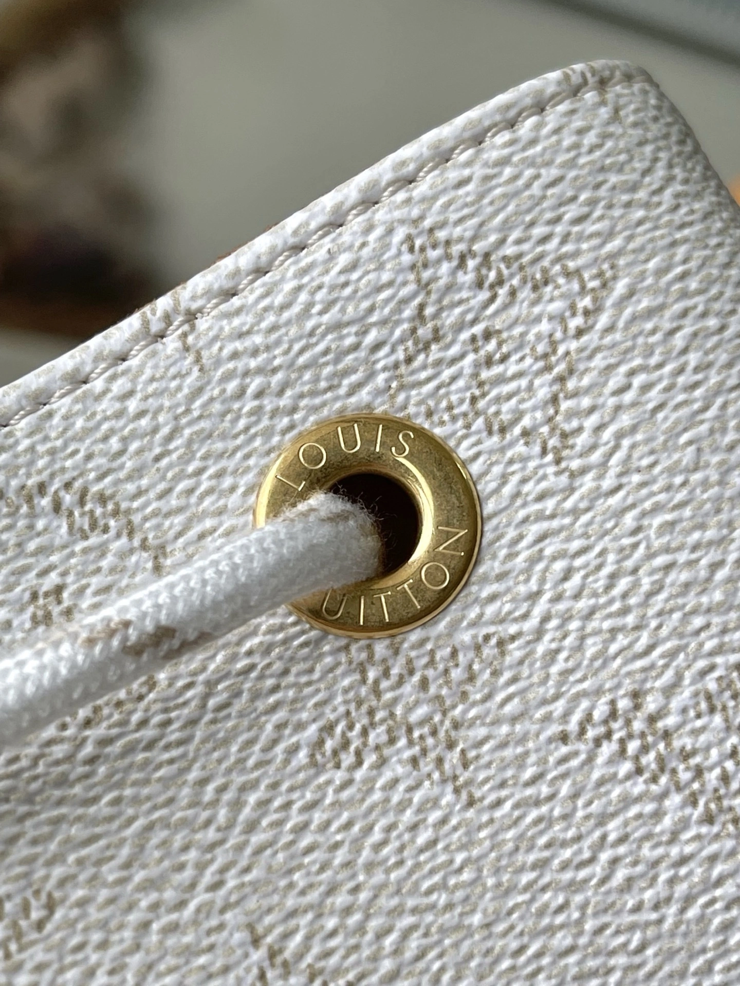 &MoMo--8V M14652 high quality version item:E-B574J0223W