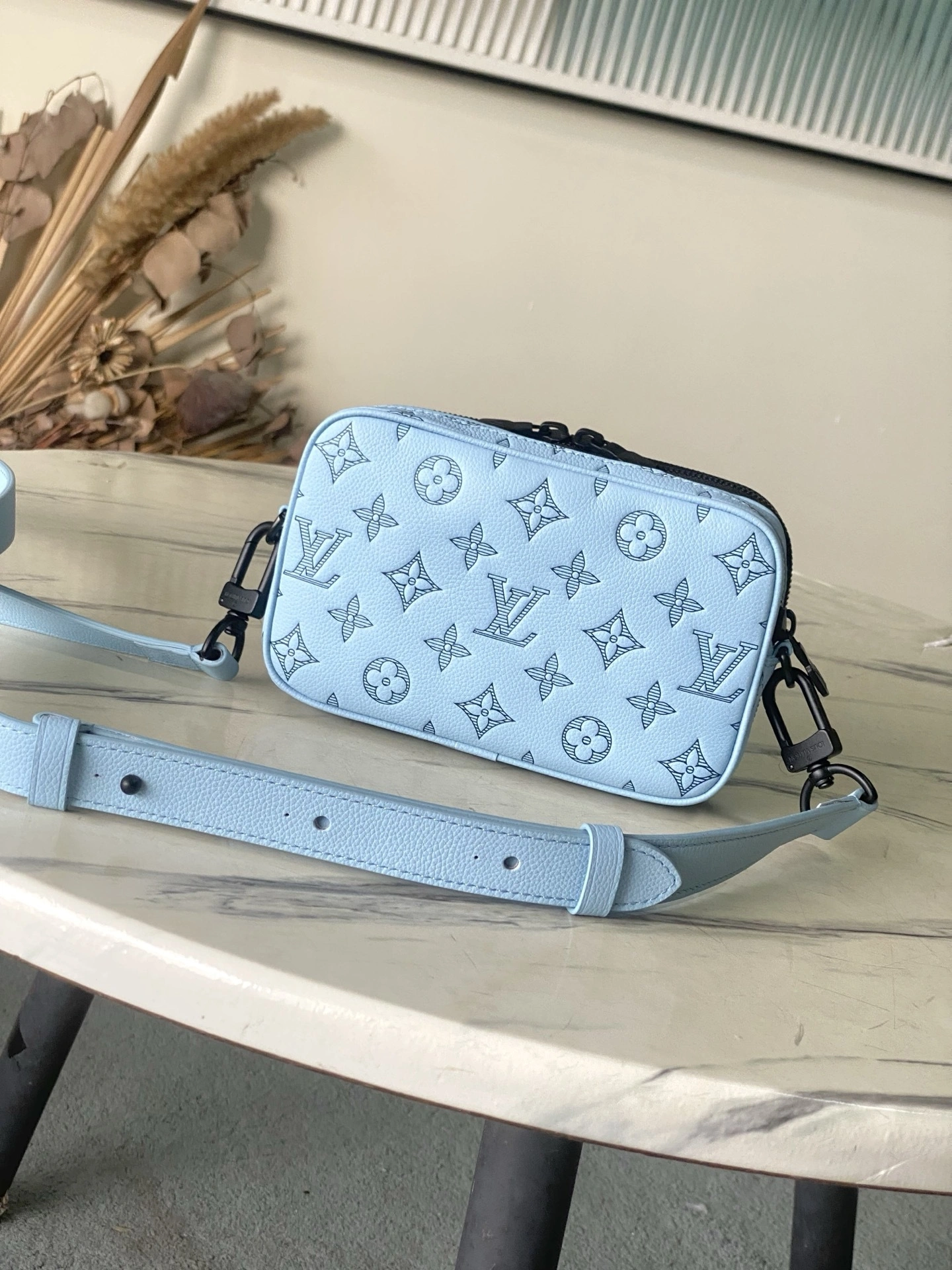 MoMo--8V M14790 high quality version item:E-B574J0218W