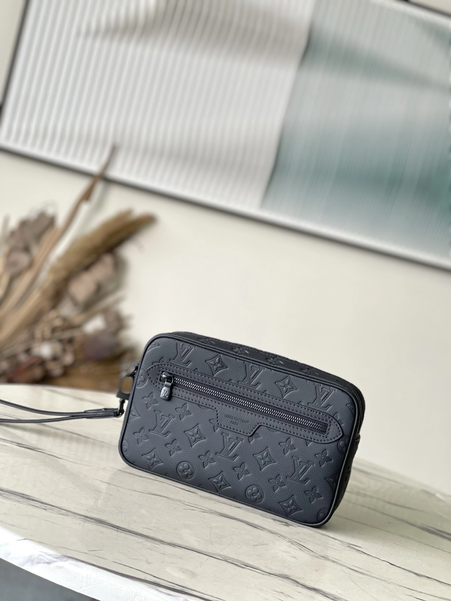 MoMo--8V M14910 Calfskin high quality version item:E-B574J0419W