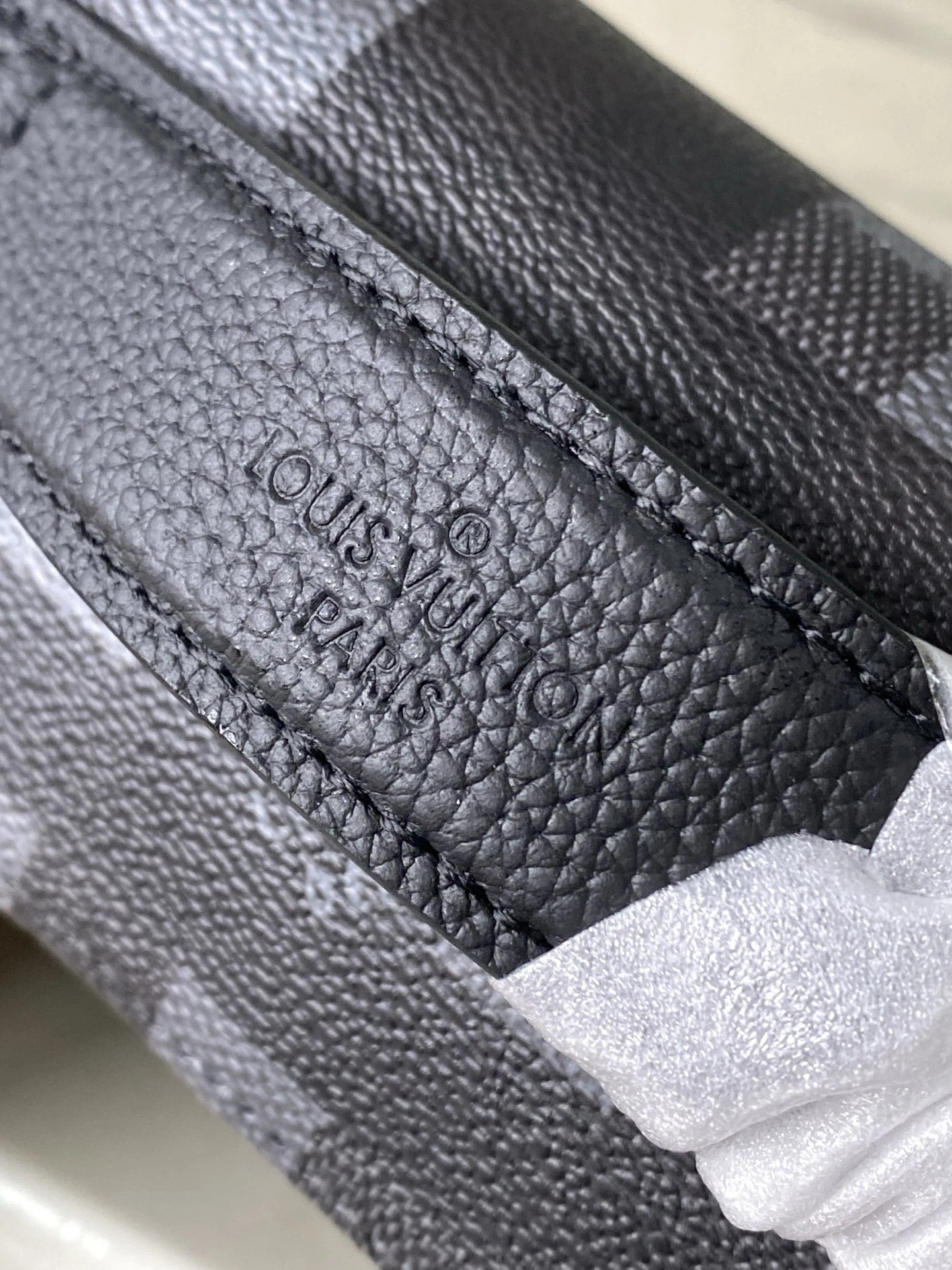 MoMo--8V M14920 high quality version item:E-B574J0214W