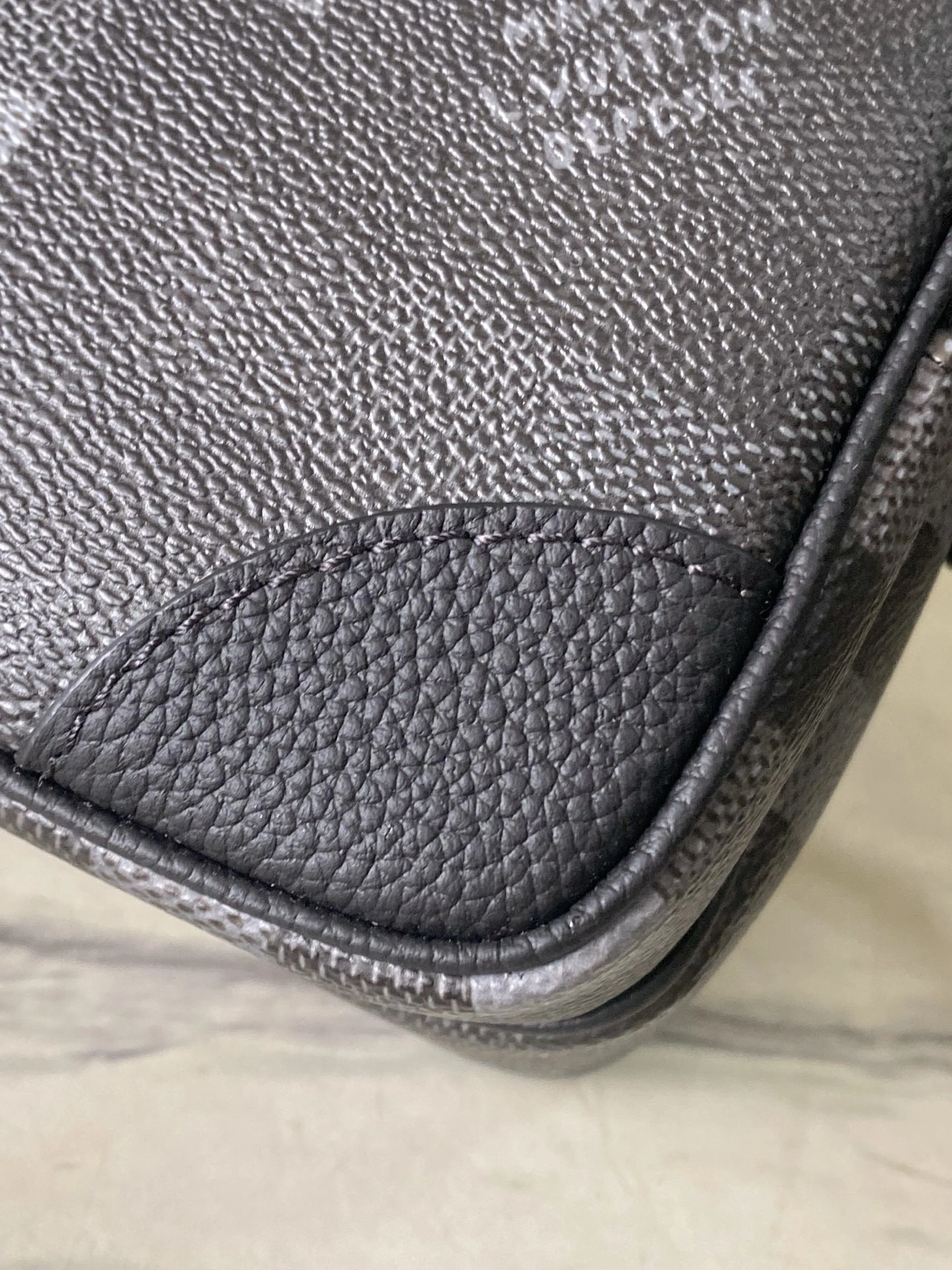 MoMo--8V M14988 high quality version item:E-B574J0215W