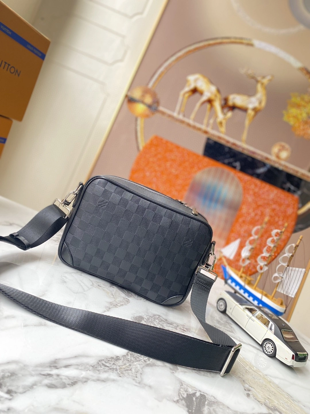 N45286 cowhide Sirius item : BT-B225D0820W