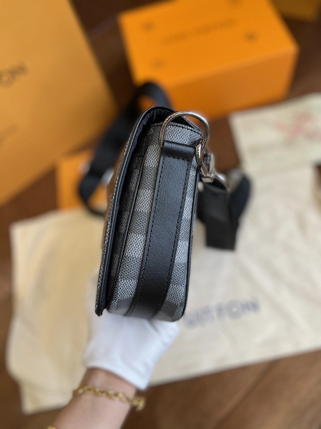 N50013 Messenger Voyager item : BT-B020B2743