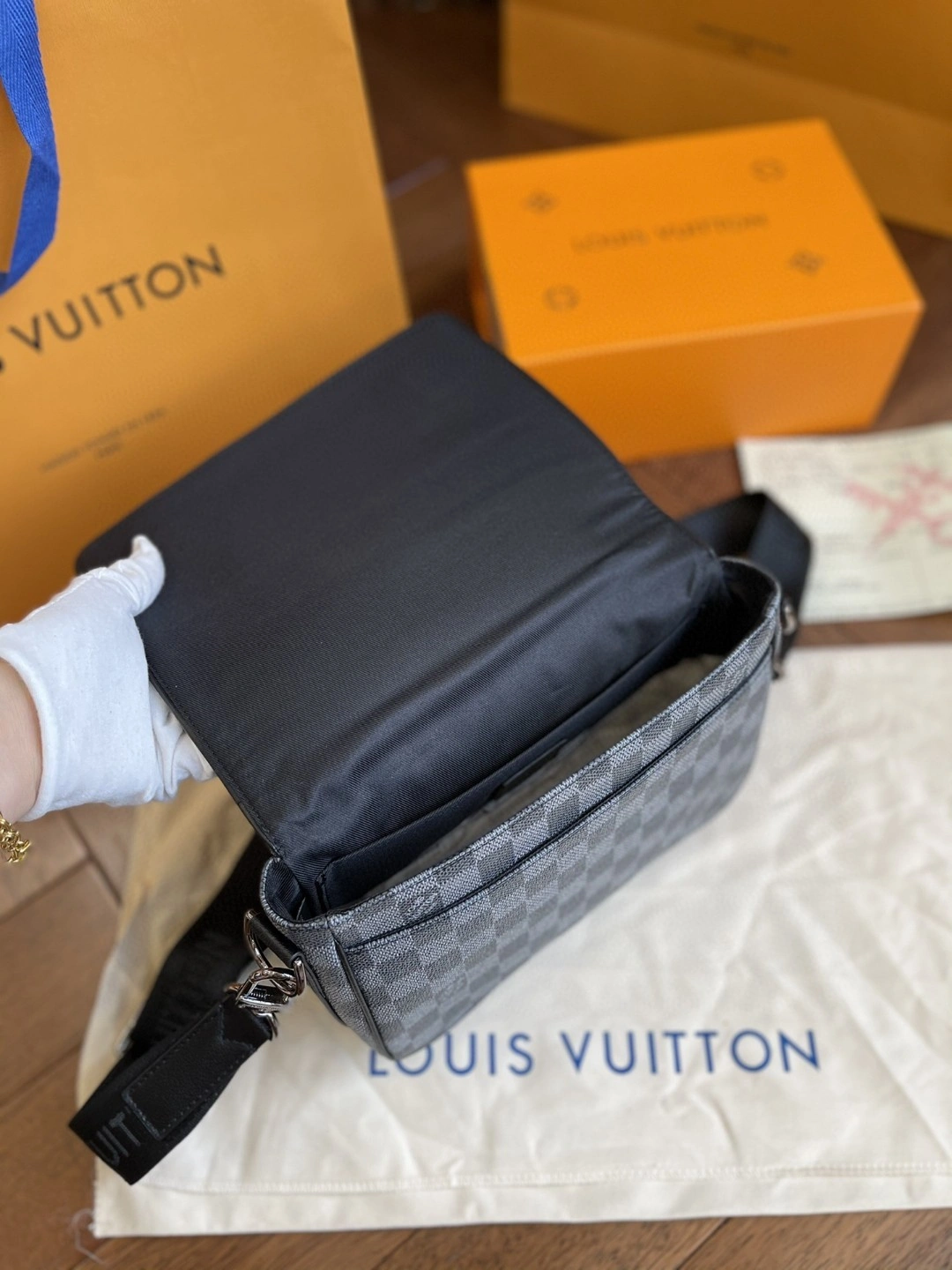 N50013 Messenger Voyager item : BT-B020B2743