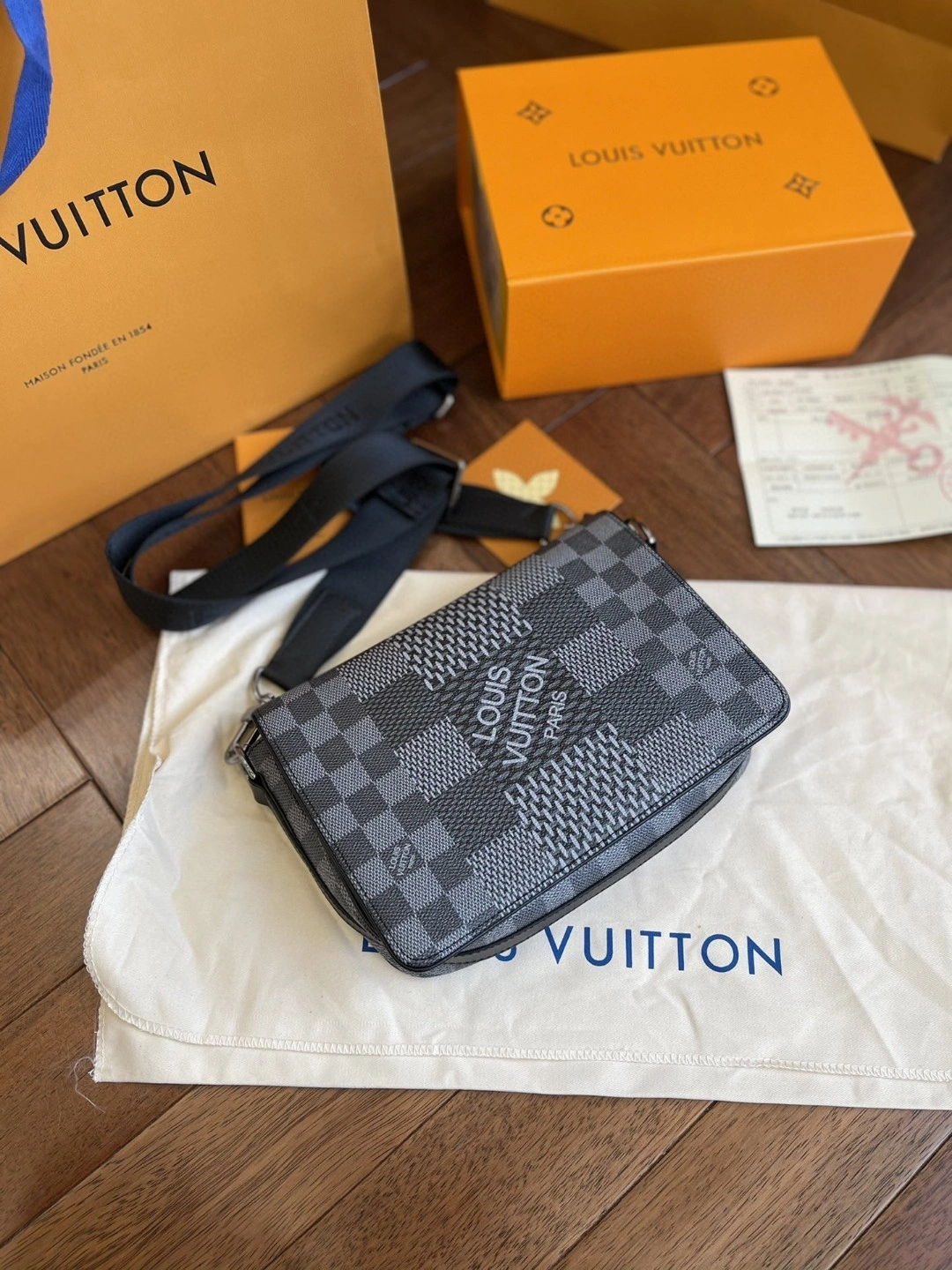 N50013 Messenger Voyager item : BT-B020B2743