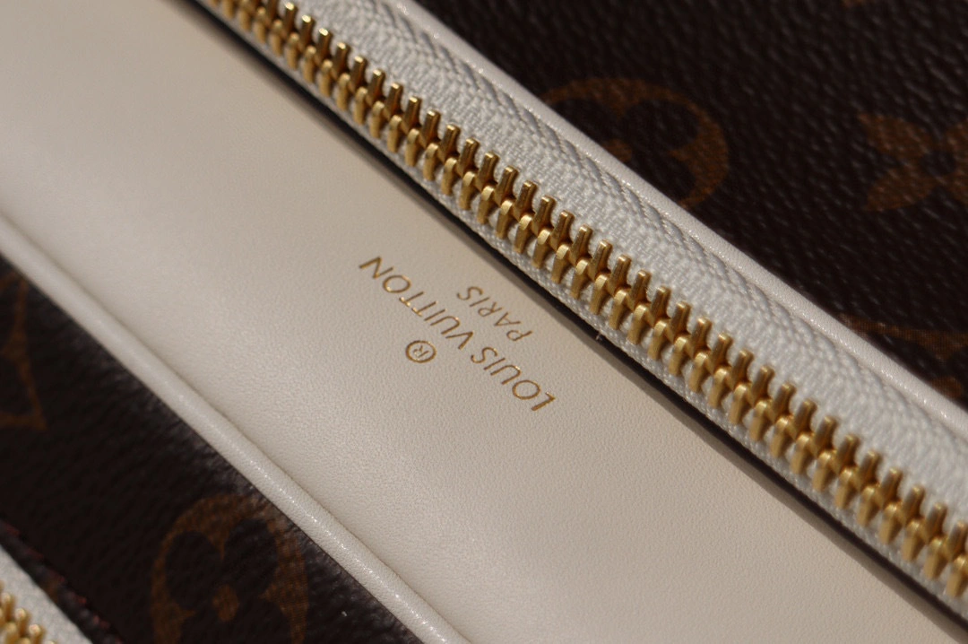 NIL MESSENGER M45584 item:B-B075B1904