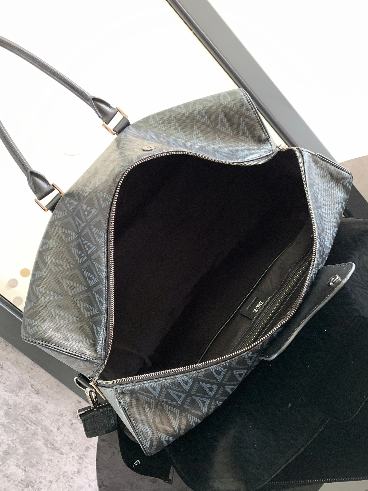 MOMO-- 4ior 1ADDU115CDP-H43E high quality version Lingot 50 cowhide item:E-B177I2015
