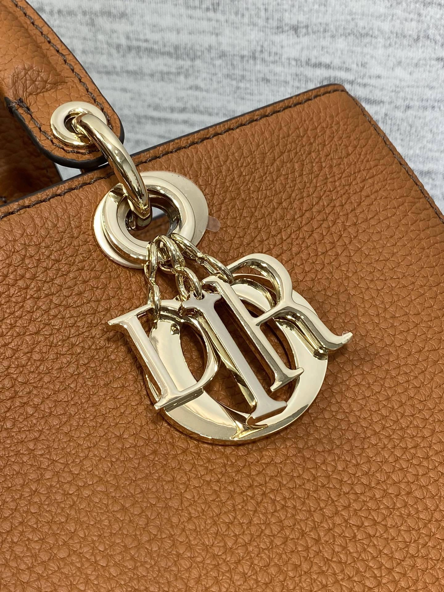 MOMO-- 4ior M1151OTRL_M30M high quality version Lady D-Sire cowhide item:D-B109J3034