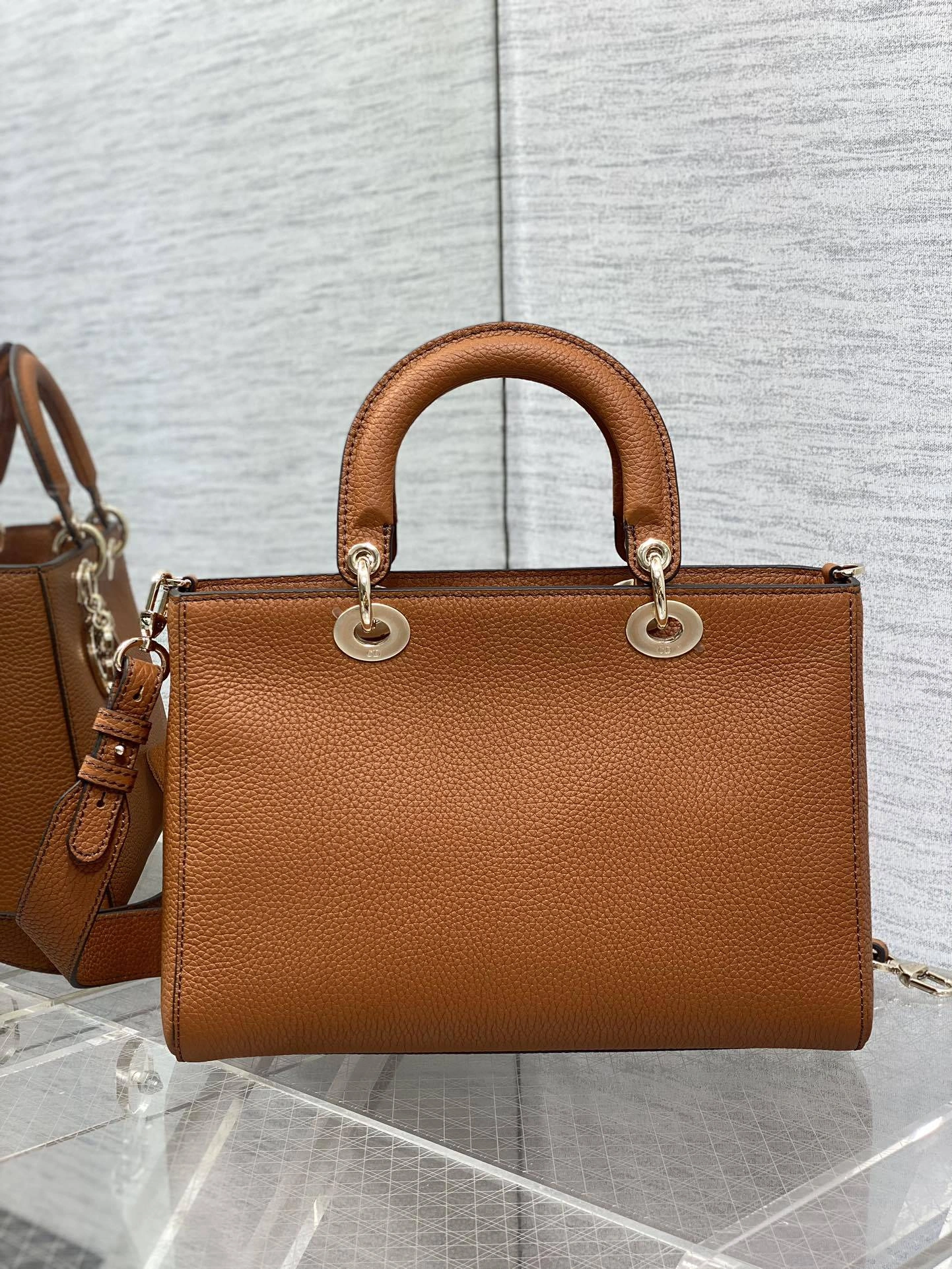 MOMO-- 4ior M1151OTRL_M30M high quality version Lady D-Sire cowhide item:D-B109J3034