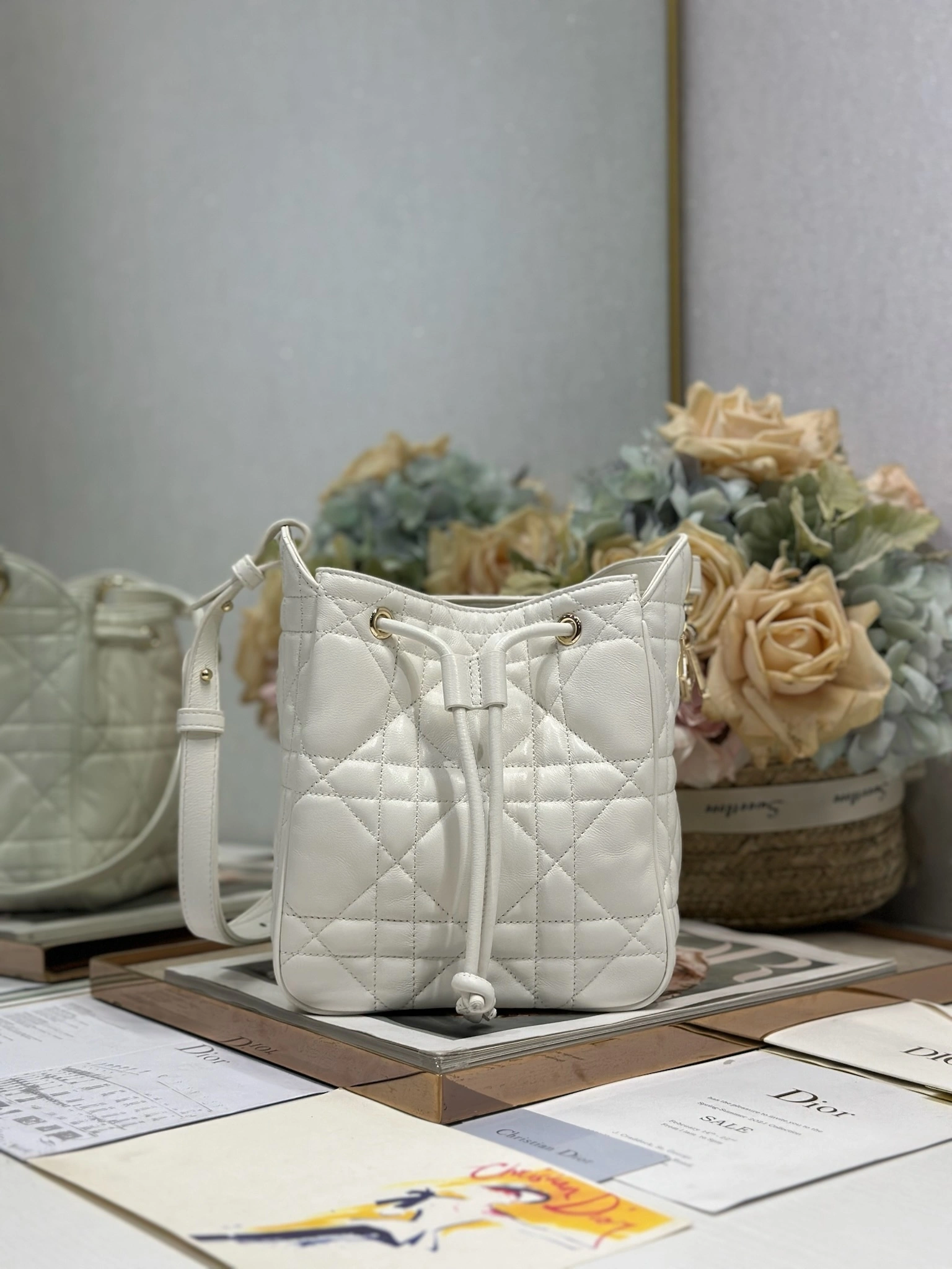 MOMO-- 4ior M2851ONWP-M021 high quality version D-Motion sheepskin item:E-B000L2018T
