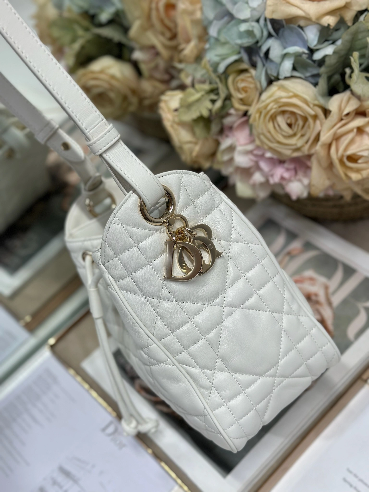 MOMO-- 4ior M2851ONWP-M021 high quality version D-Motion sheepskin item:E-B000L2018T