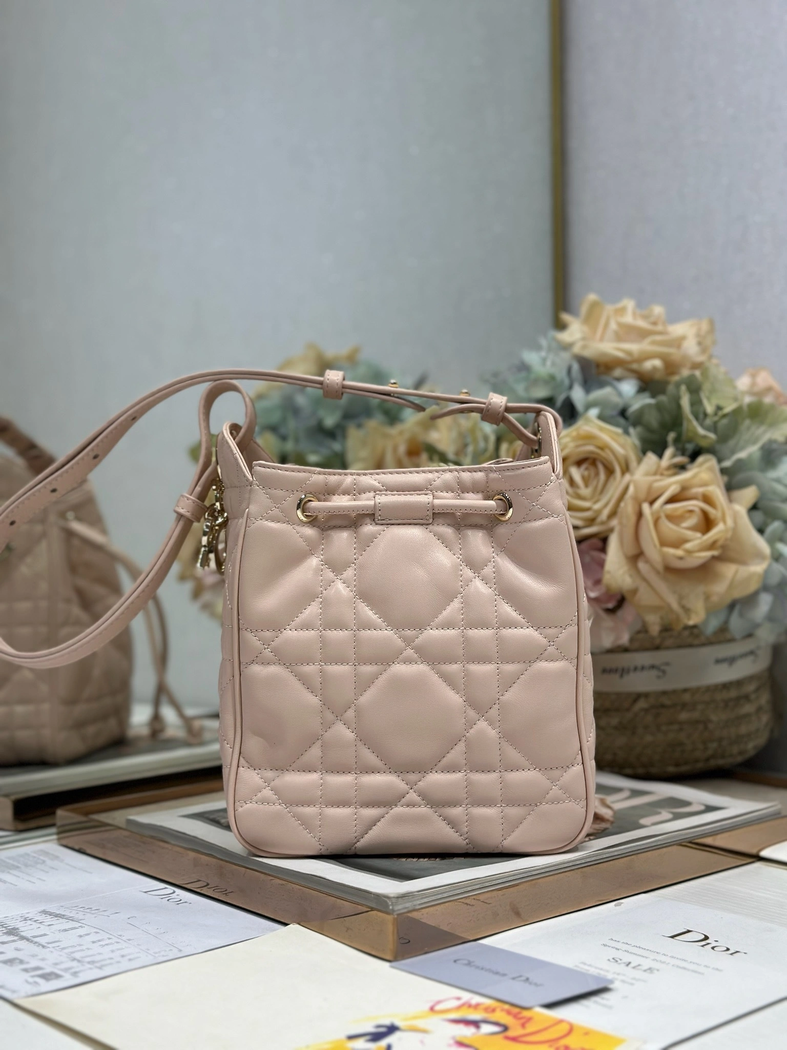 MOMO-- 4ior M2851ONWP-M413 high quality version D-Motion sheepskin item:E-B000L2017T