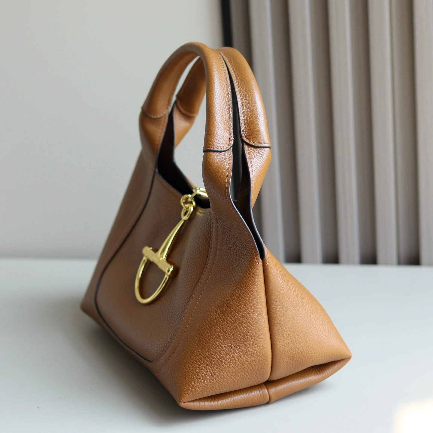 MOMO-- 6u33i 837467-AAEAO-2718 high quality version Softbit cowhide item:E-B000D1504