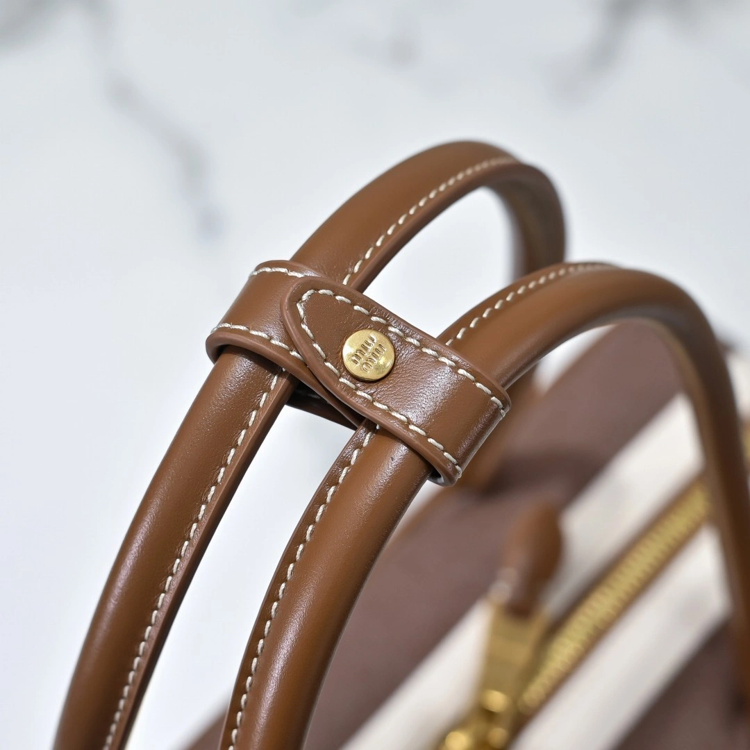 MOMO-- 7iu7iu 5BB163_2IBB_F0966_V_OOO high quality version Calfskin item:E-B000I2062