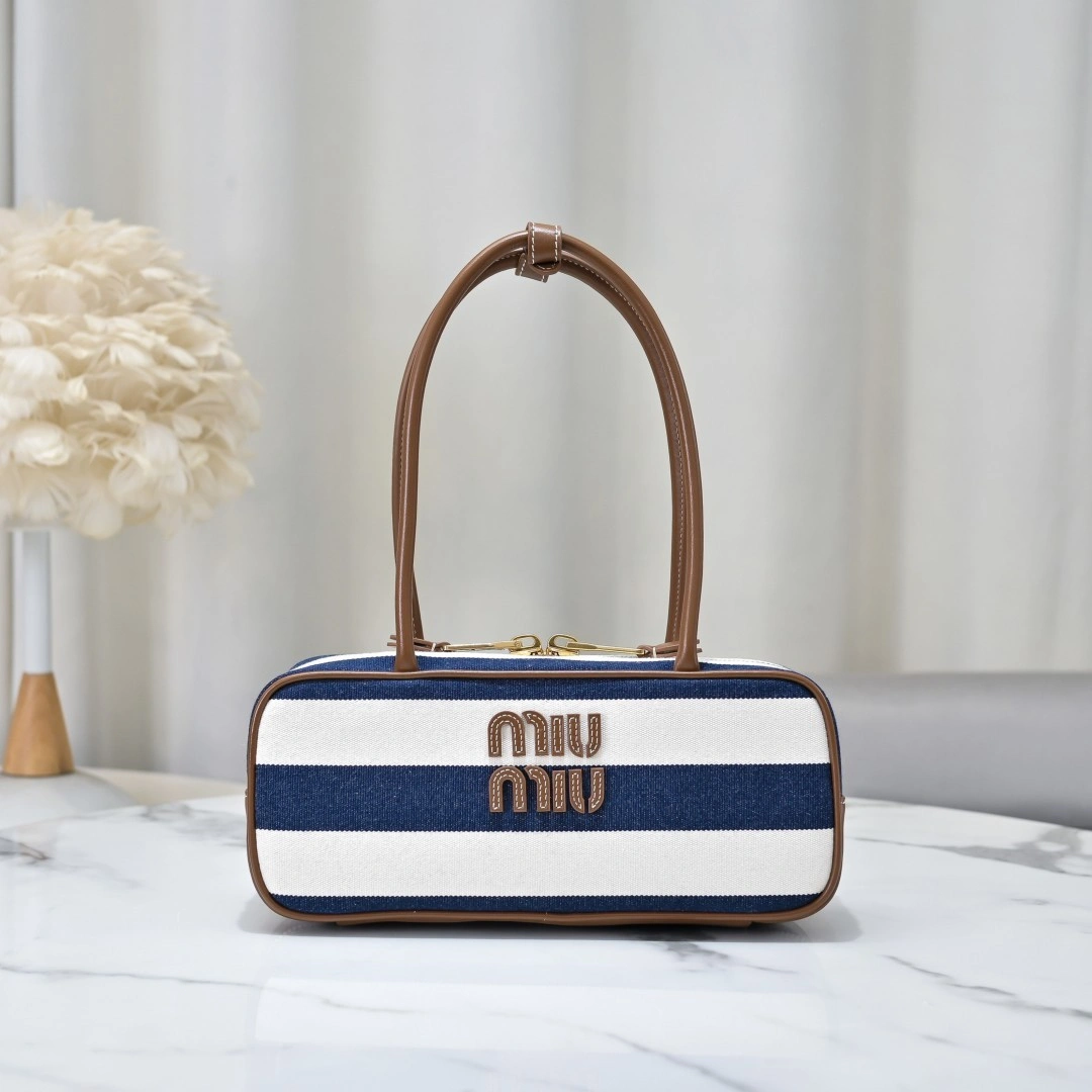 MOMO-- 7iu7iu 5BB173_2IBB_F067K_V_OWM high quality version Calfskin item:E-B000I2061