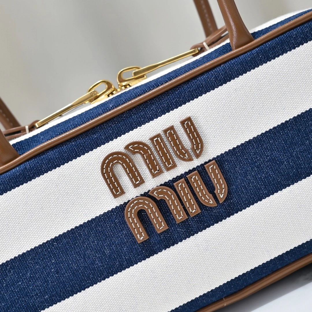 MOMO-- 7iu7iu 5BB173_2IBB_F067K_V_OWM high quality version Calfskin item:E-B000I2061
