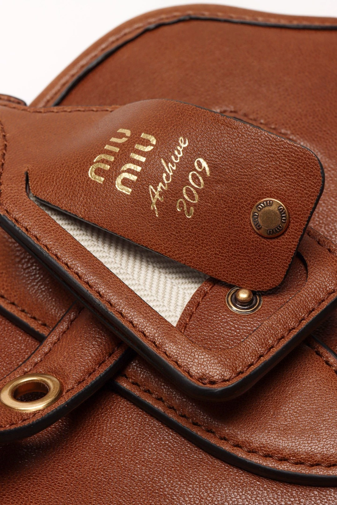 MOMO-- 7iu7iu 5BG291_2BBL_F0316_V_OON high quality version Aventure item:E-B461A1250