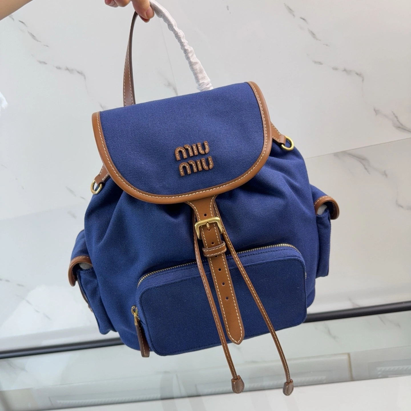 MOMO-- 7iu7iu 5BZ042_2IBQ_F0TQF_V_OOO high quality version Calfskin item:E-B000E1904