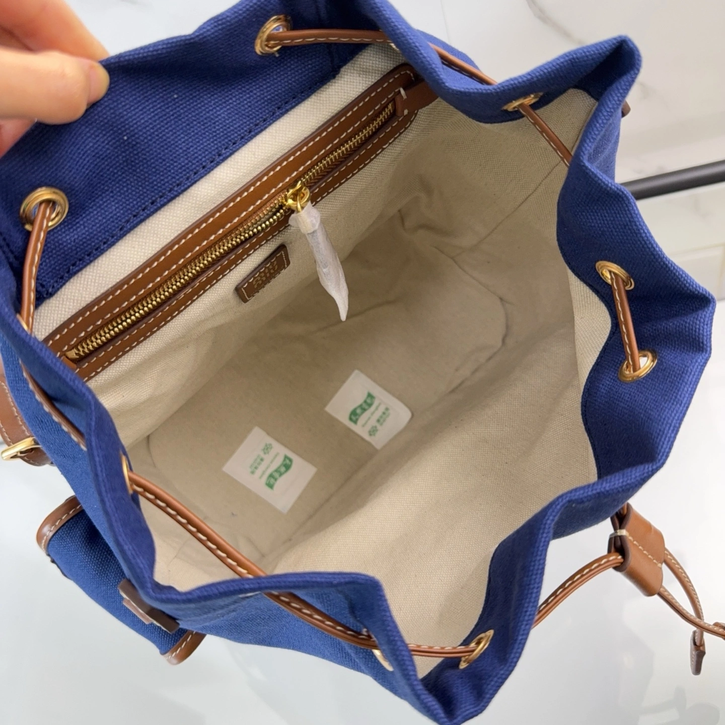 MOMO-- 7iu7iu 5BZ042_2IBQ_F0TQF_V_OOO high quality version Calfskin item:E-B000E1904