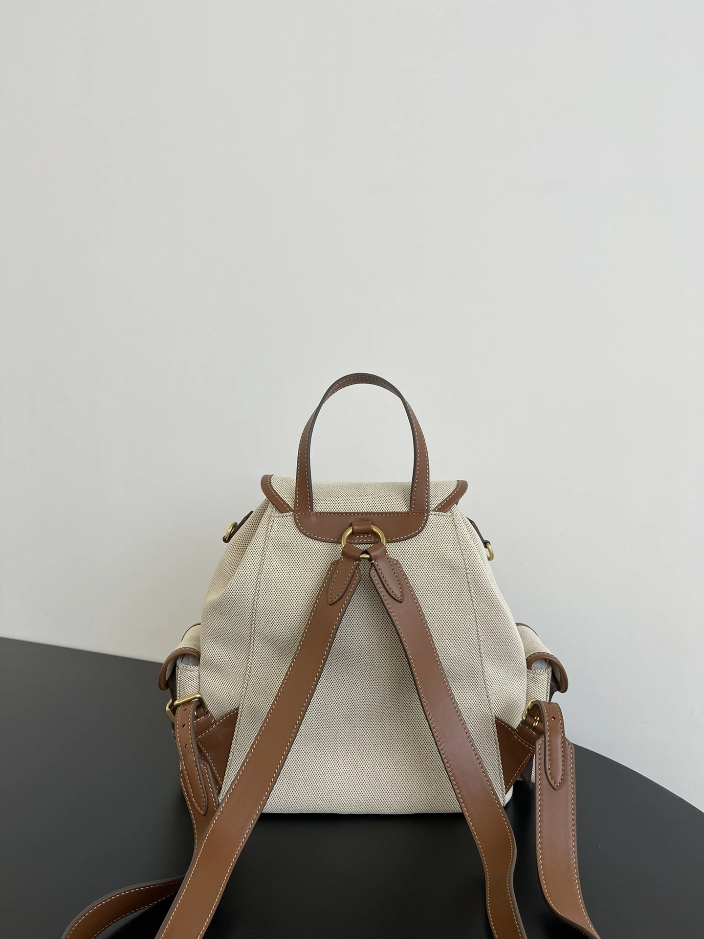MOMO-- 7iu7iu 5BZ042_ACRN_F062F_V_OOO high quality version Calfskin item:E-B000I2057