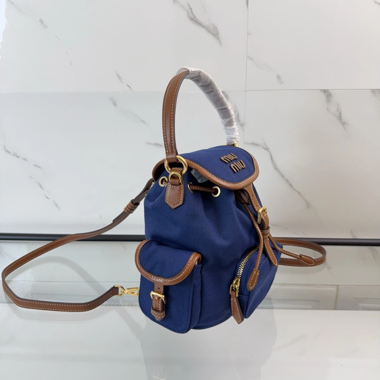 MOMO-- 7iu7iu 5BZ043_2IBQ_F0TQF_V_OOO high quality version Calfskin item:E-B000E1903