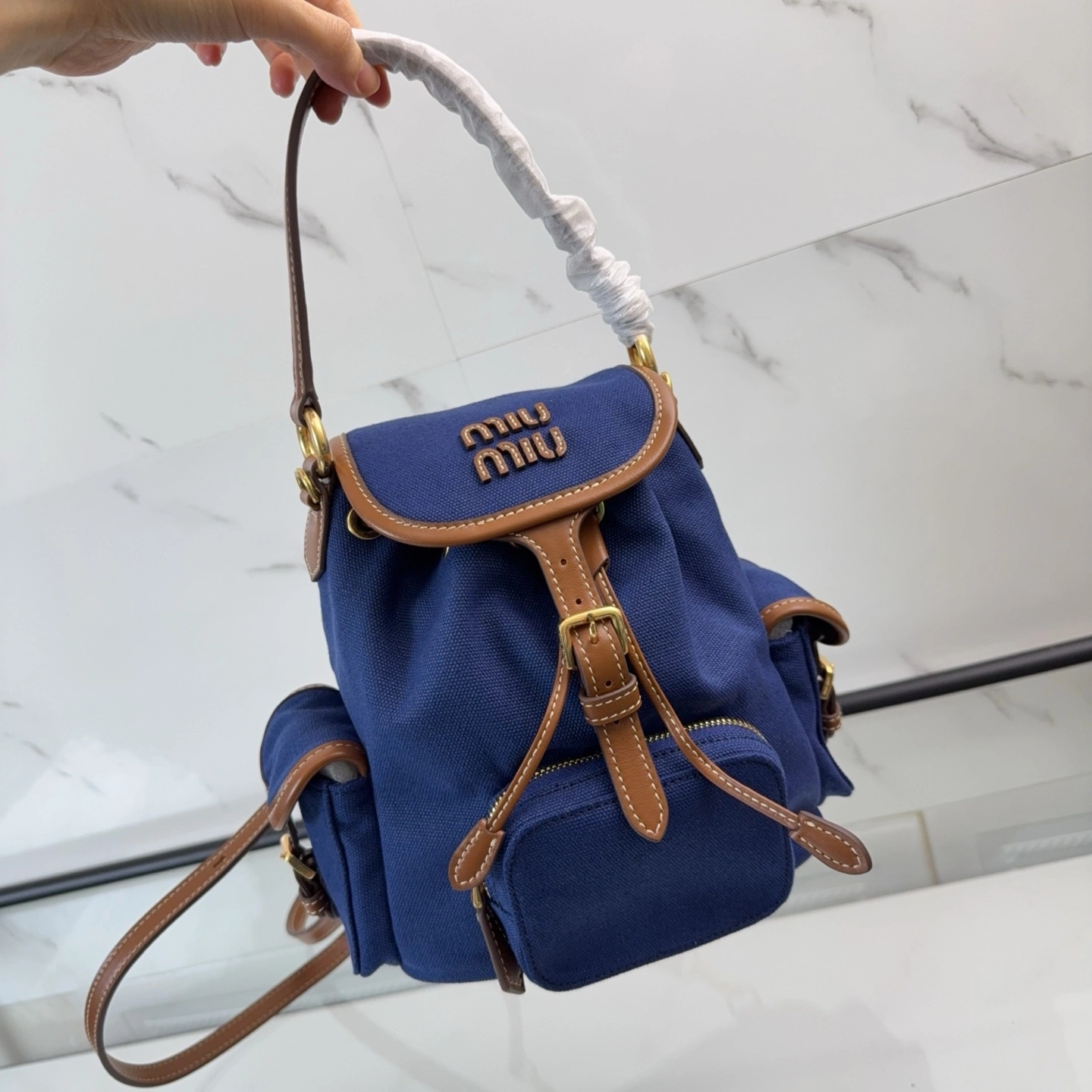 MOMO-- 7iu7iu 5BZ043_2IBQ_F0TQF_V_OOO high quality version Calfskin item:E-B000E1903