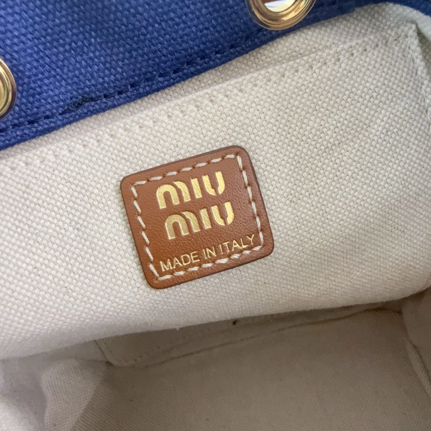 MOMO-- 7iu7iu 5BZ043_2IBQ_F0TQF_V_OOO high quality version Calfskin item:E-B000E1903