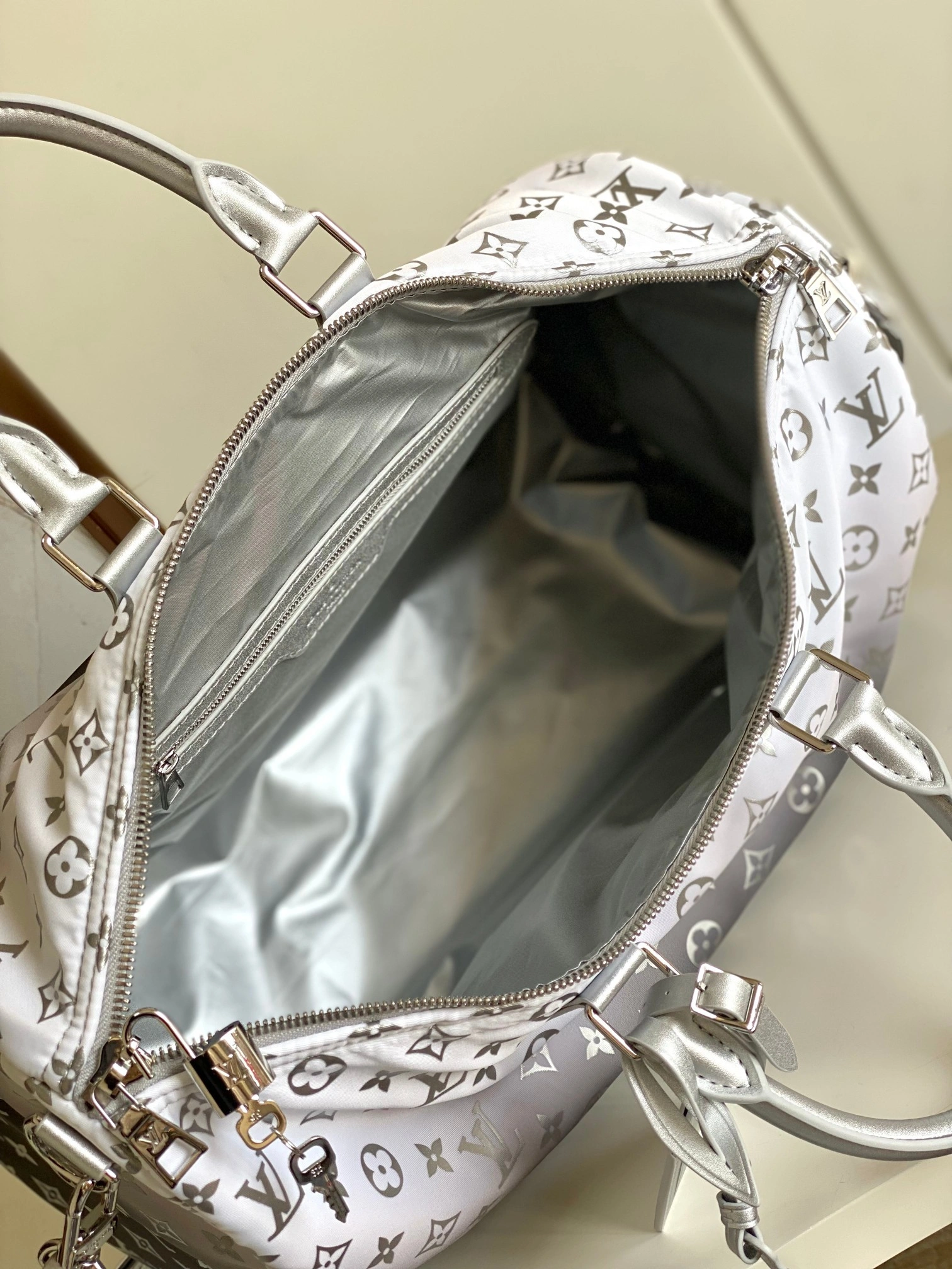 MOMO-- 8V M12067 high quality version Keepall Bandoulière 45 cowhide item:E-B000C0596