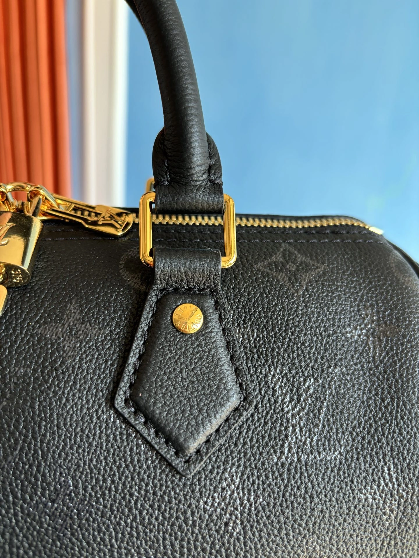 MOMO-- 8V M26486 high quality version Speedy Bandoulière 25 cowhide item:E-B808L1717T