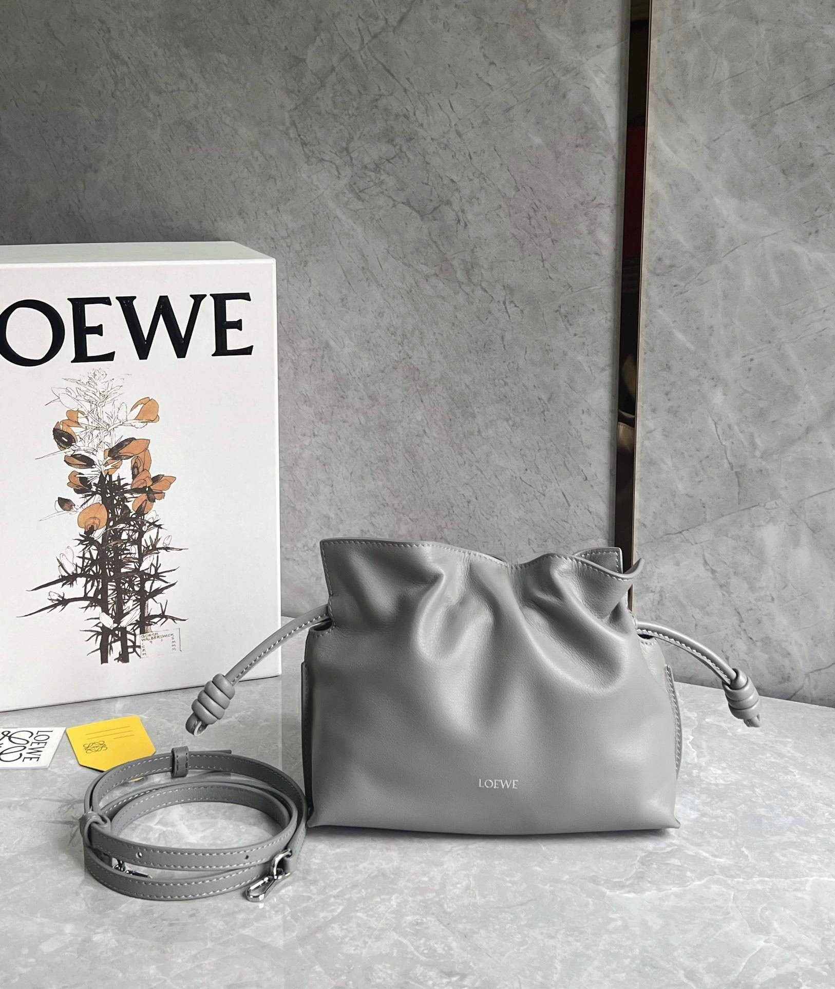 MOMO-- 8o5w5 A411FC2X73-1150 high quality version Calfskin Flamenco item:E-B000I0526