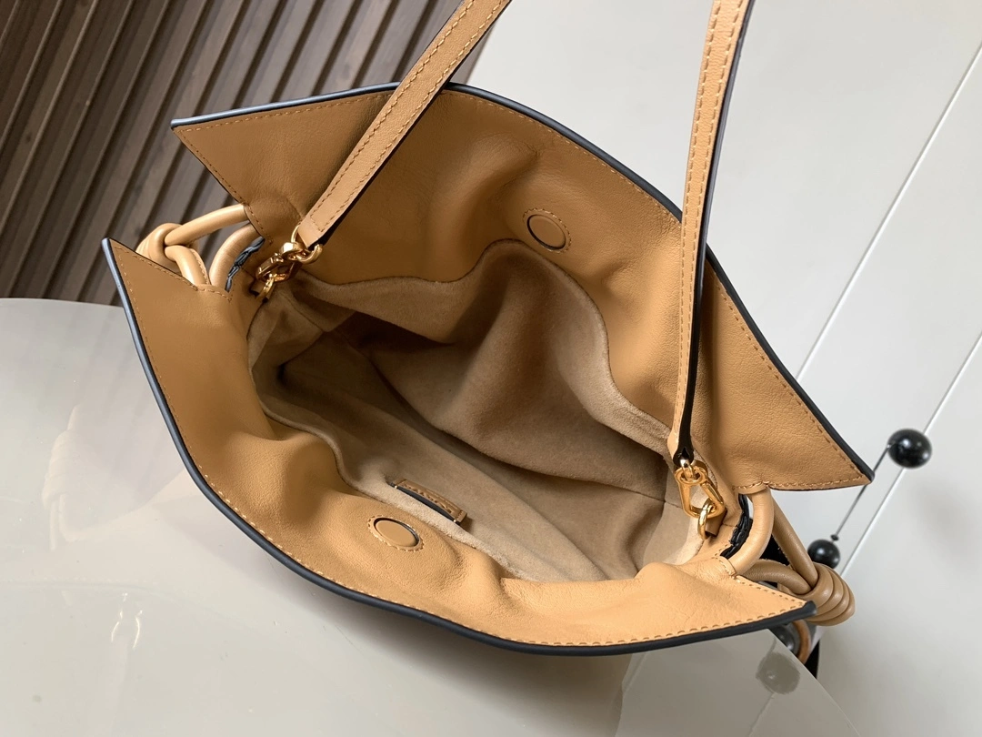 MOMO-- 8o5w5 A411FC2X73-2586 high quality version Flamenco Calfskin item:E-B000E0421