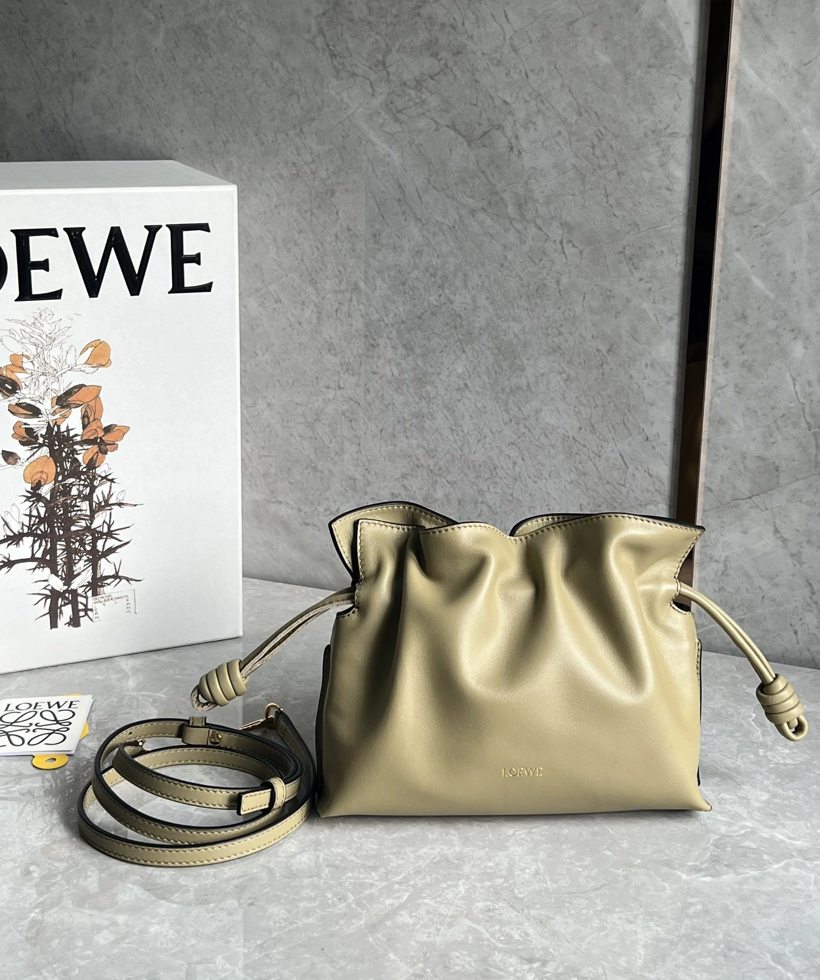 MOMO-- 8o5w5 A411FC2X73-9584 high quality version Flamenco Calfskin item:E-B000E0423