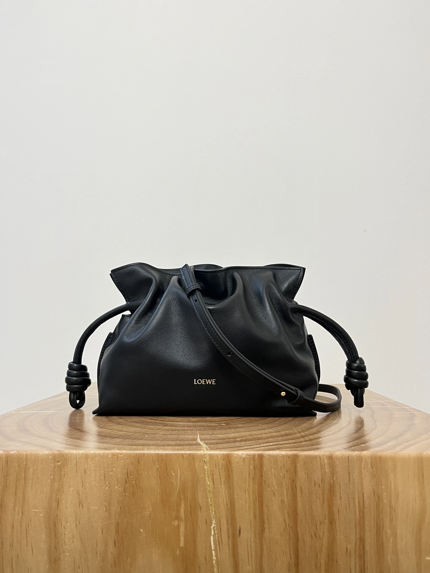 MOMO-- 8o5w5 A411FC2XA6-1100 high quality version Calfskin Flamenco item:E-B050I0528