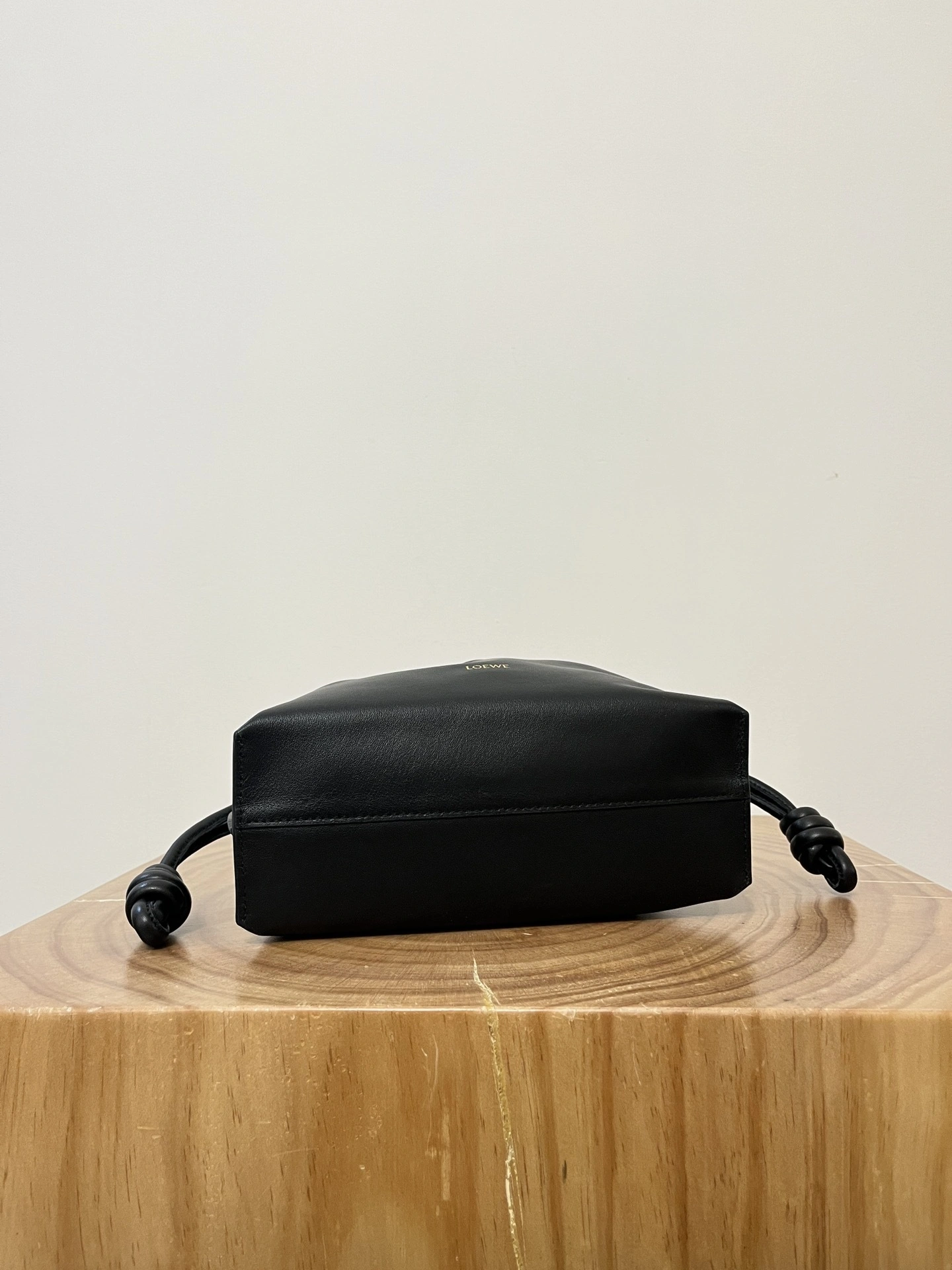 MOMO-- 8o5w5 A411FC2XA6-1100 high quality version Calfskin Flamenco item:E-B050I0528