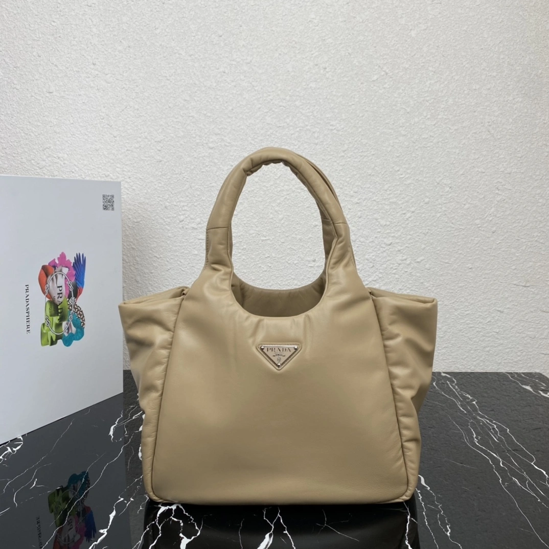 MOMO-- Pr141 1BG413_2DYI_F0F24_V_OVO sheepskin high quality version item:D-B063K2209