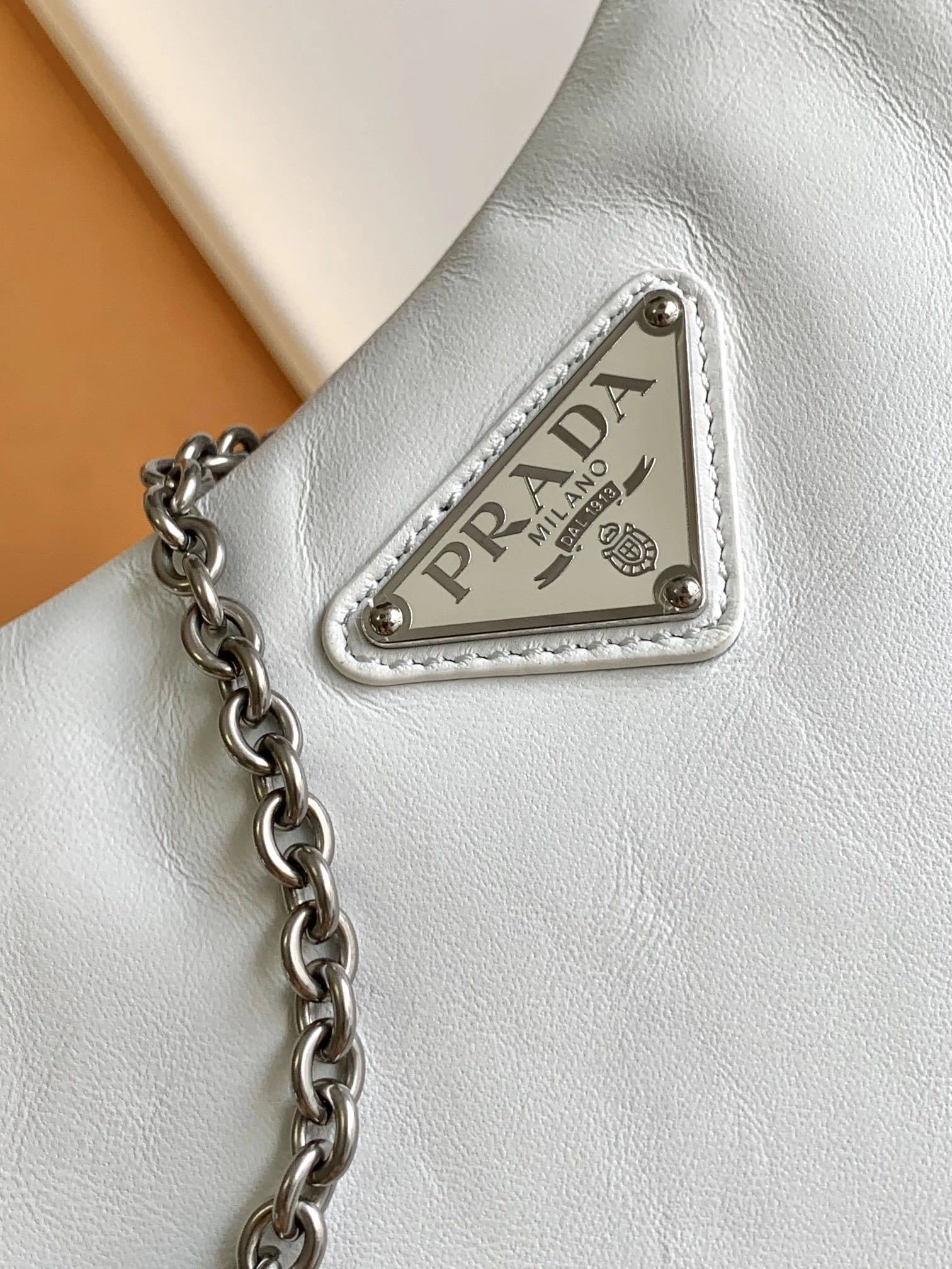 MOMO-- Pr141 1BH204_2DYI_F0009_V_V9Z sheepskin high quality version item:D-B225K2225