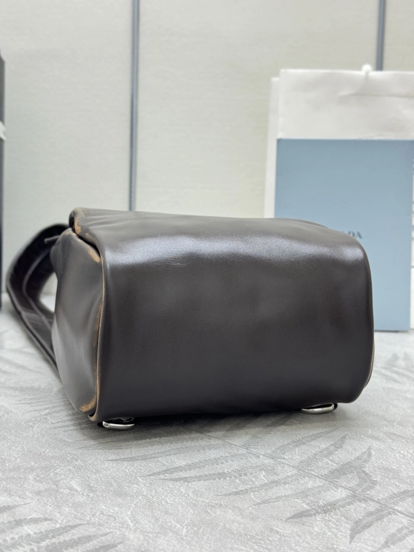 MOMO-- Pr141 2VZ114_2C75_F0003_V_OOO high quality version sheepskin item:E-B000K0618