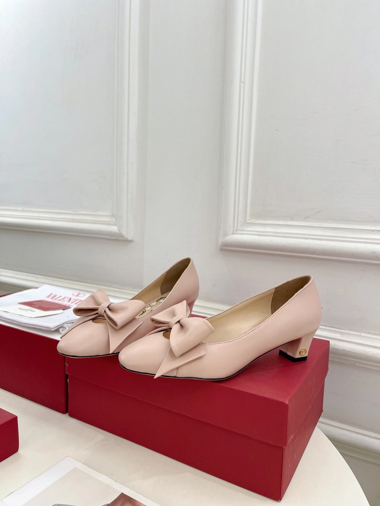 COCO-- V1859ti9o 6W2S0LB5DDT_W34 Heel height：4CM Roman Stud goatskin item:D-X000L2553