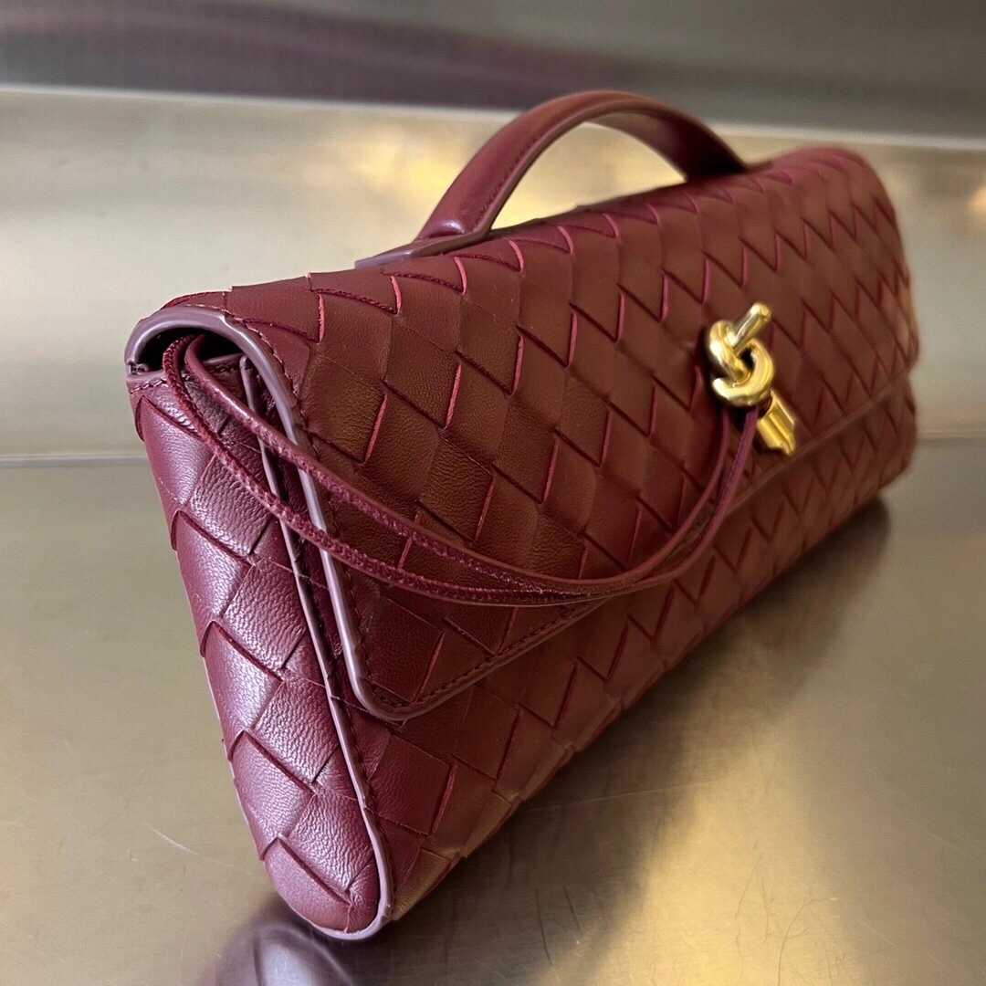MOMO-- V595t1 741511VCPP32250 high quality version Clutch sheepskin item:E-B134B2601