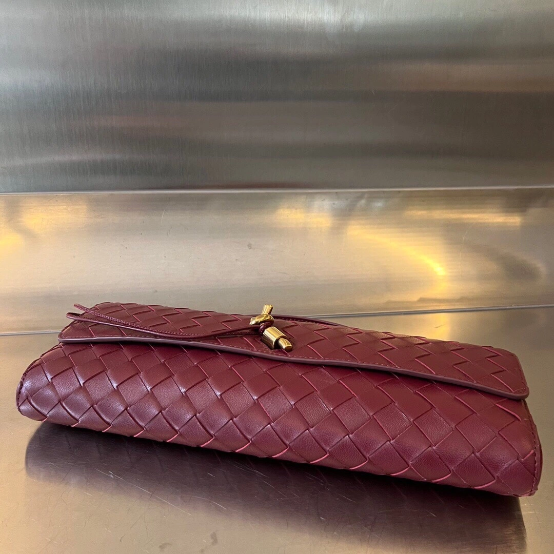 MOMO-- V595t1 741511VCPP32250 high quality version Clutch sheepskin item:E-B134B2601