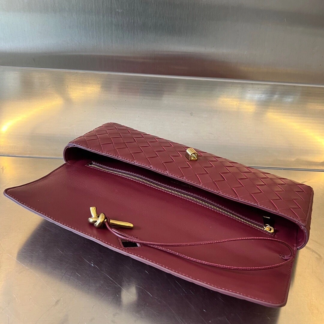 MOMO-- V595t1 741511VCPP32250 high quality version Clutch sheepskin item:E-B134B2601