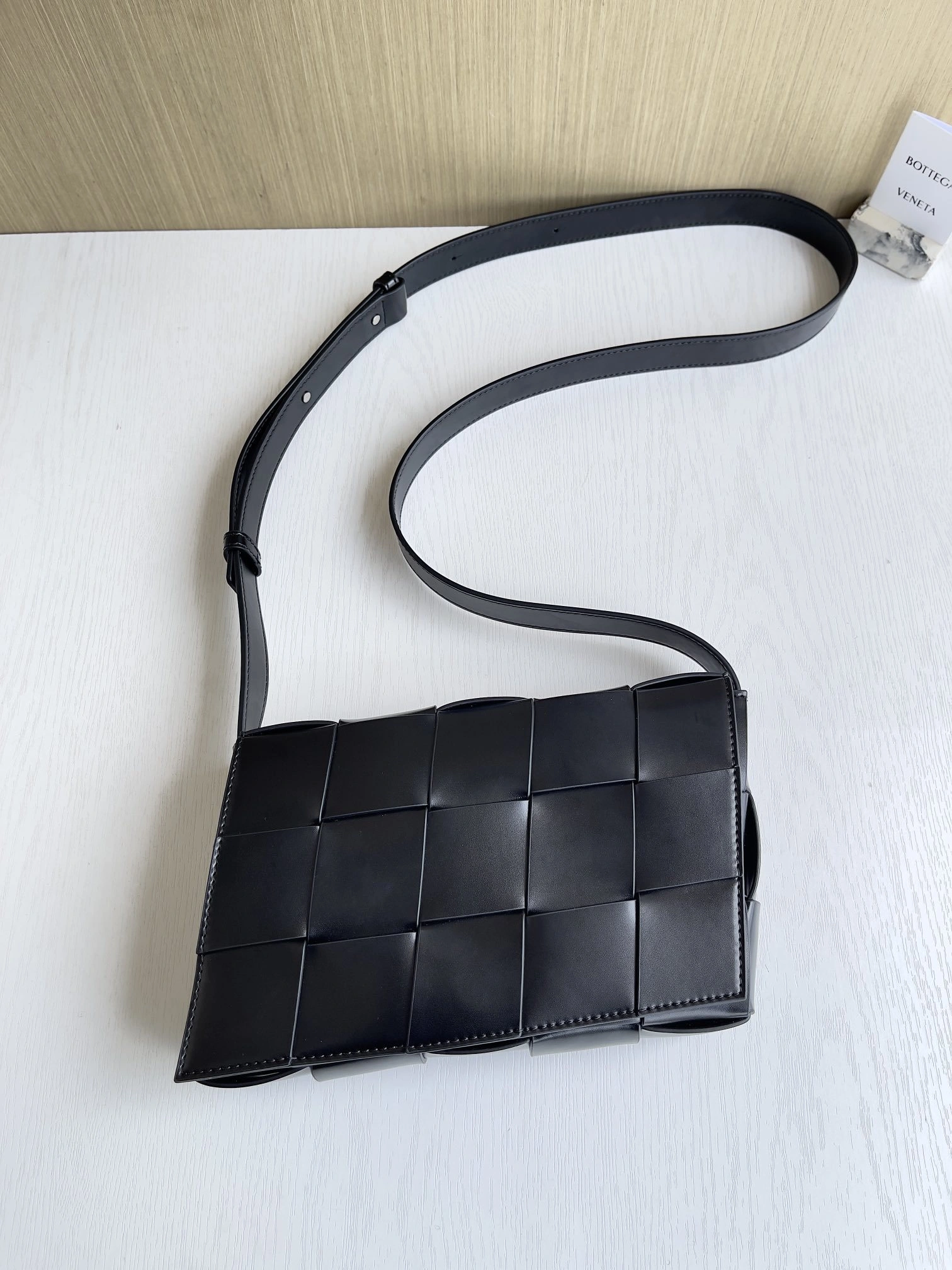MOMO-- V595t1 765897V3KK08803 high quality version Cassette cowhide item:E-B000A0828