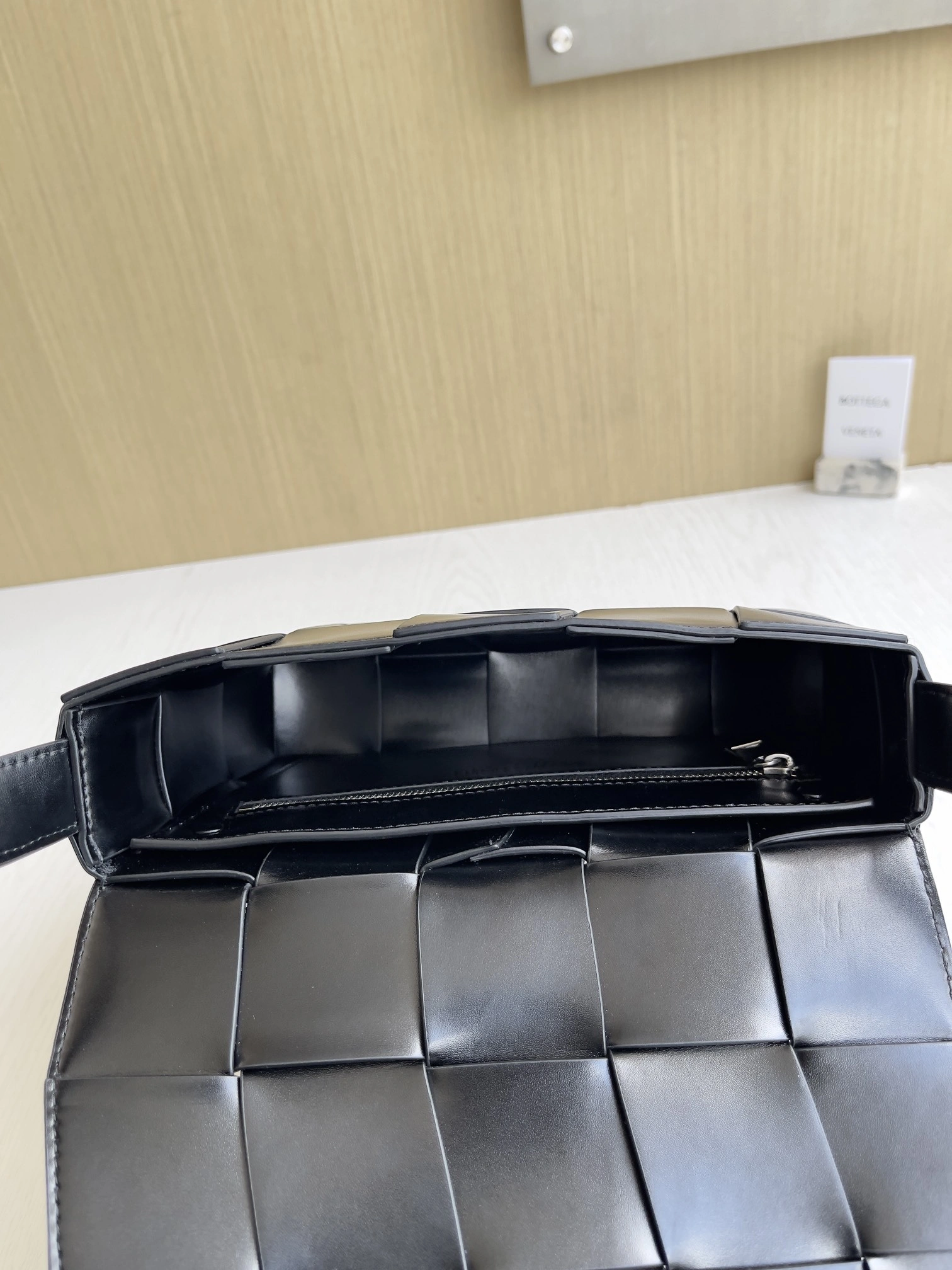 MOMO-- V595t1 765897V3KK08803 high quality version Cassette cowhide item:E-B000A0828