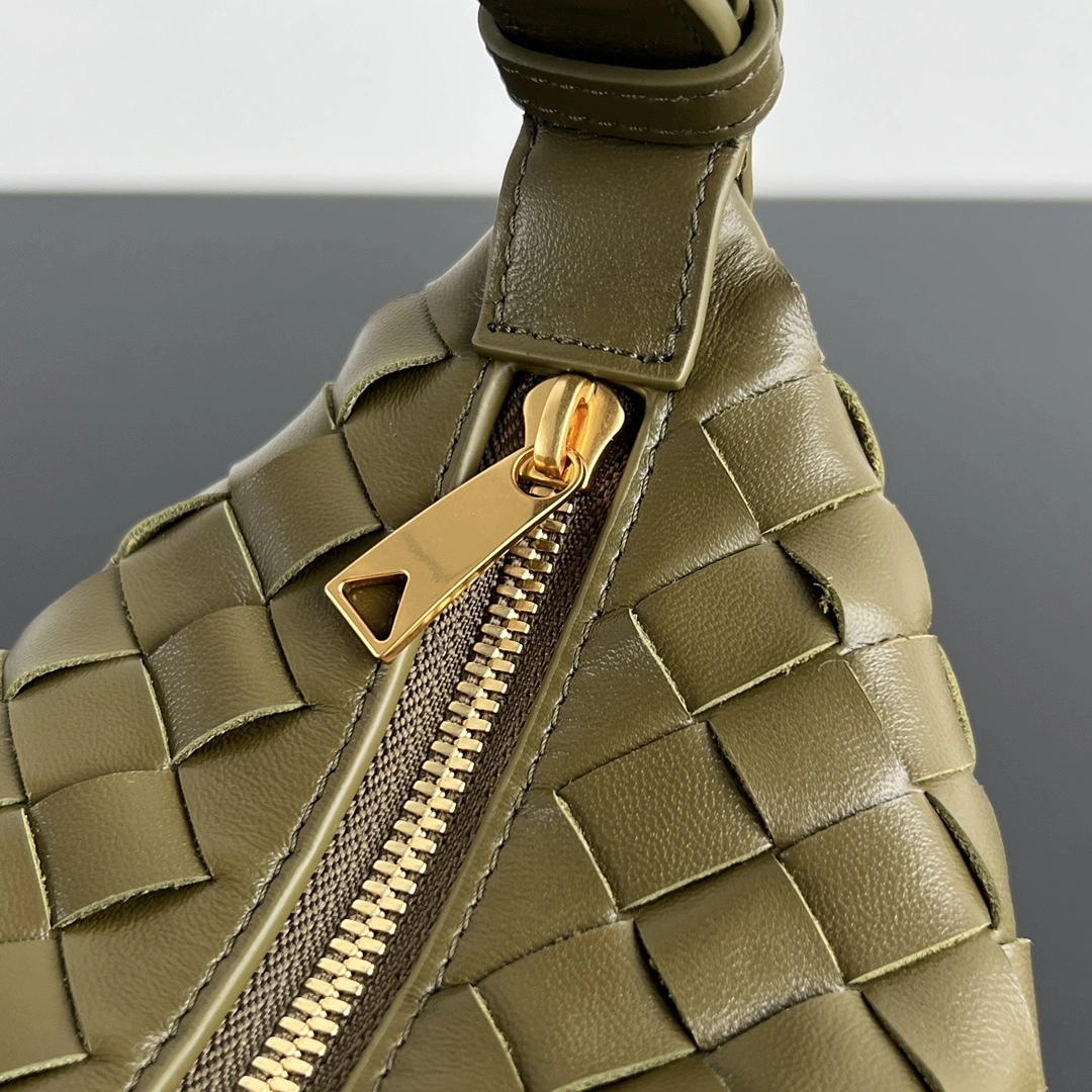 MOMO-- V595t1 776781V3IV12856 high quality version Wallace Calfskin item:E-B063B2620