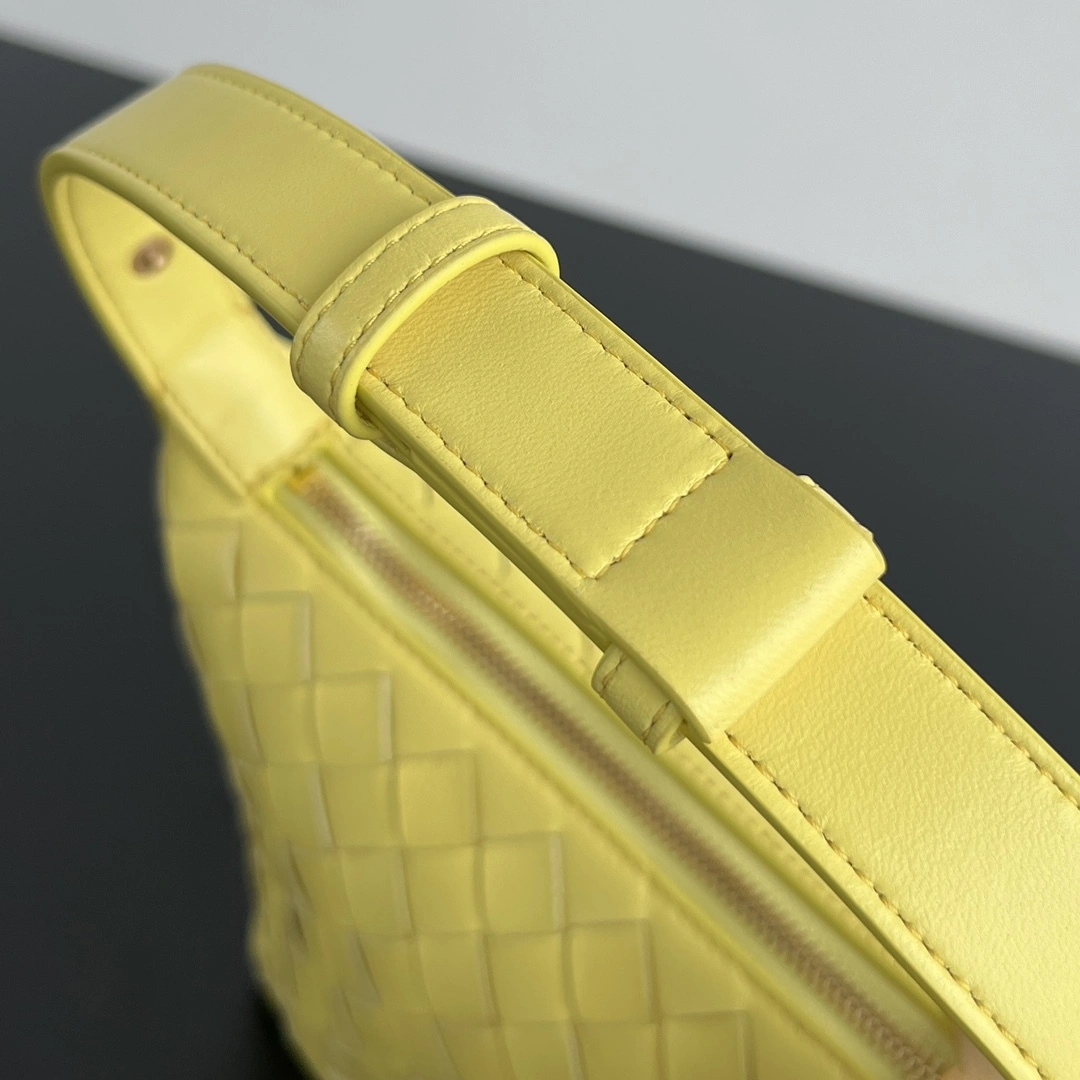 MOMO-- V595t1 776781V3IV17410 high quality version Wallace Calfskin item:E-B063B2626