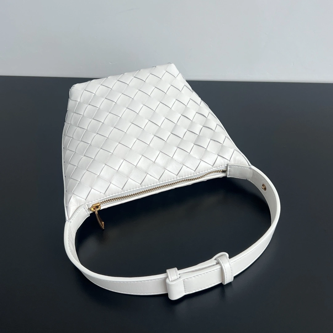 MOMO-- V595t1 776781V3IV19009 high quality version Wallace Calfskin item:E-B063B2624