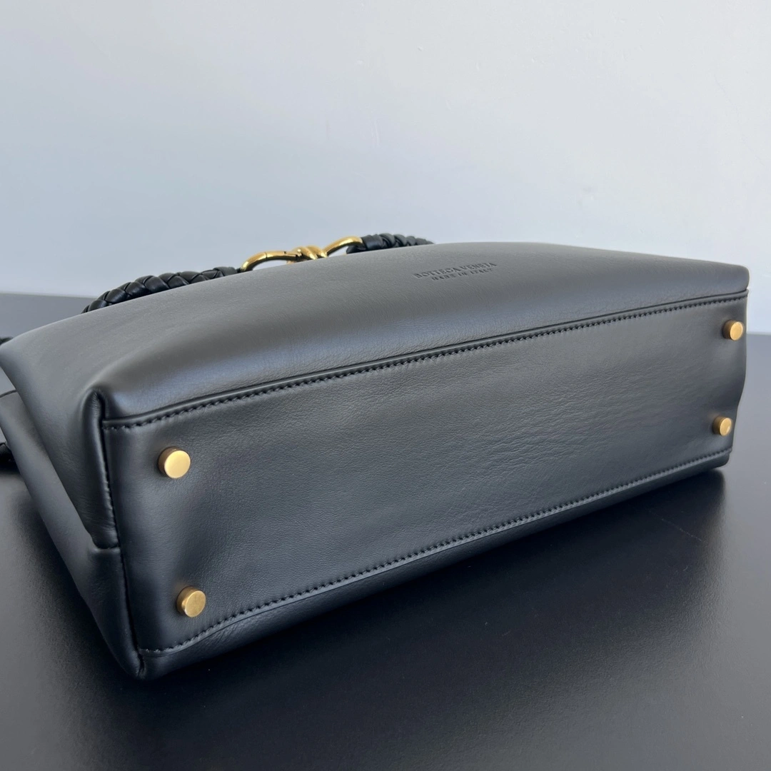 MOMO-- V595t1 810214V4O921019 high quality version Andiamo Calfskin item:F-B664B0272
