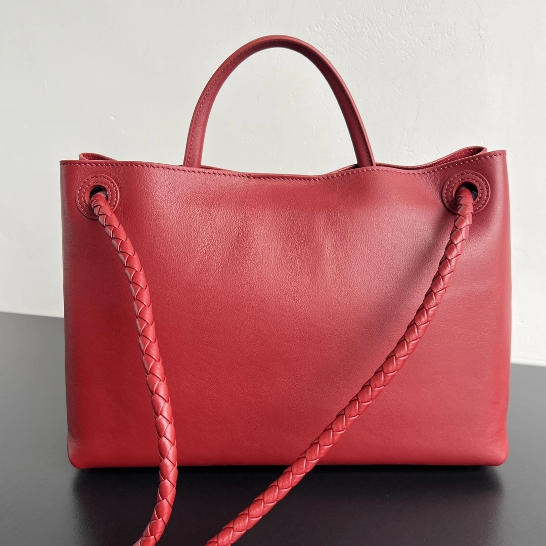 MOMO-- V595t1 810214V4O946545 high quality version Andiamo Calfskin item:F-B664B0273