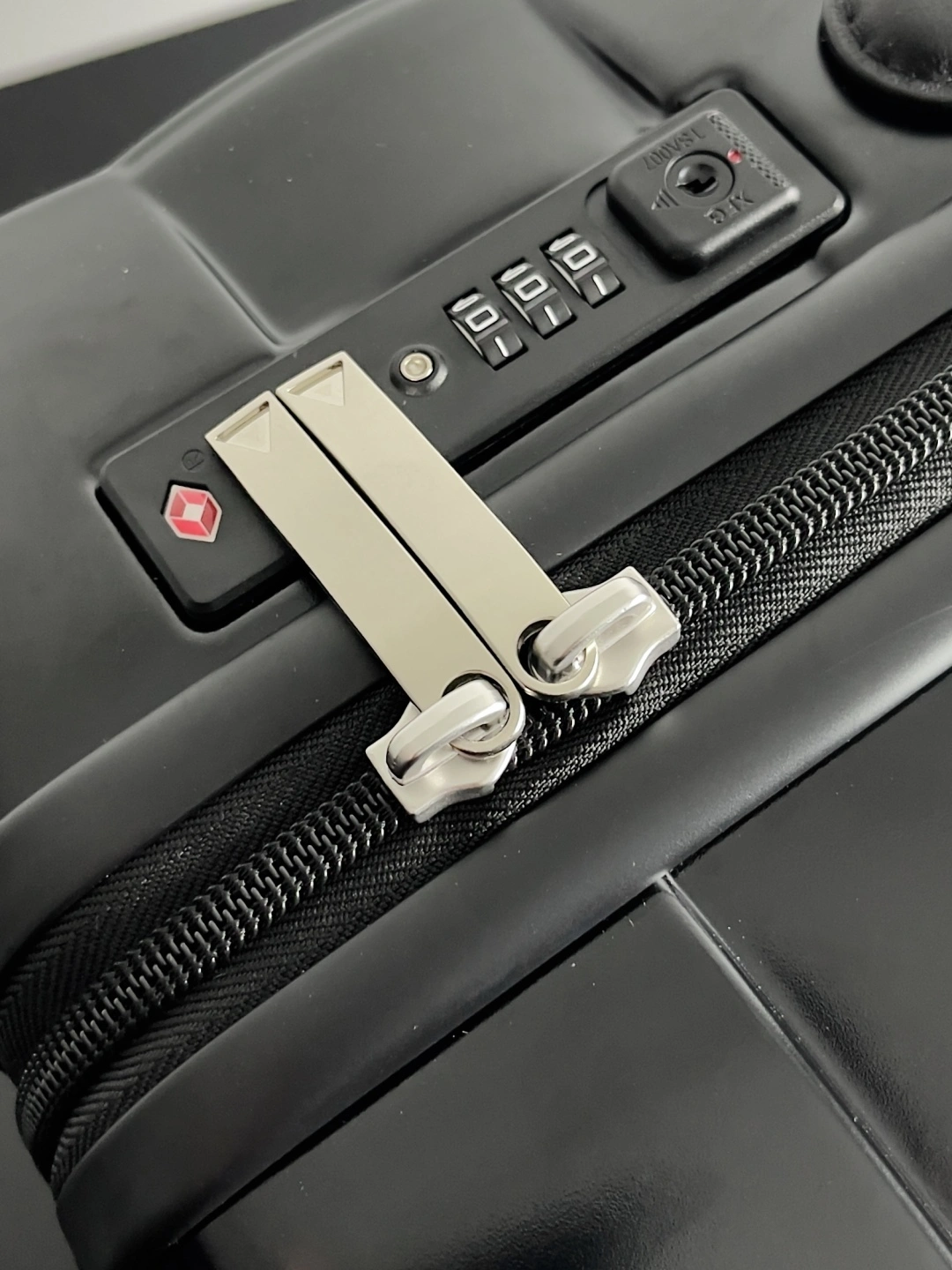 MOMO-- V595t1 822479V5AO18803 high quality version Odyssey Calfskin item:E-B100B2519